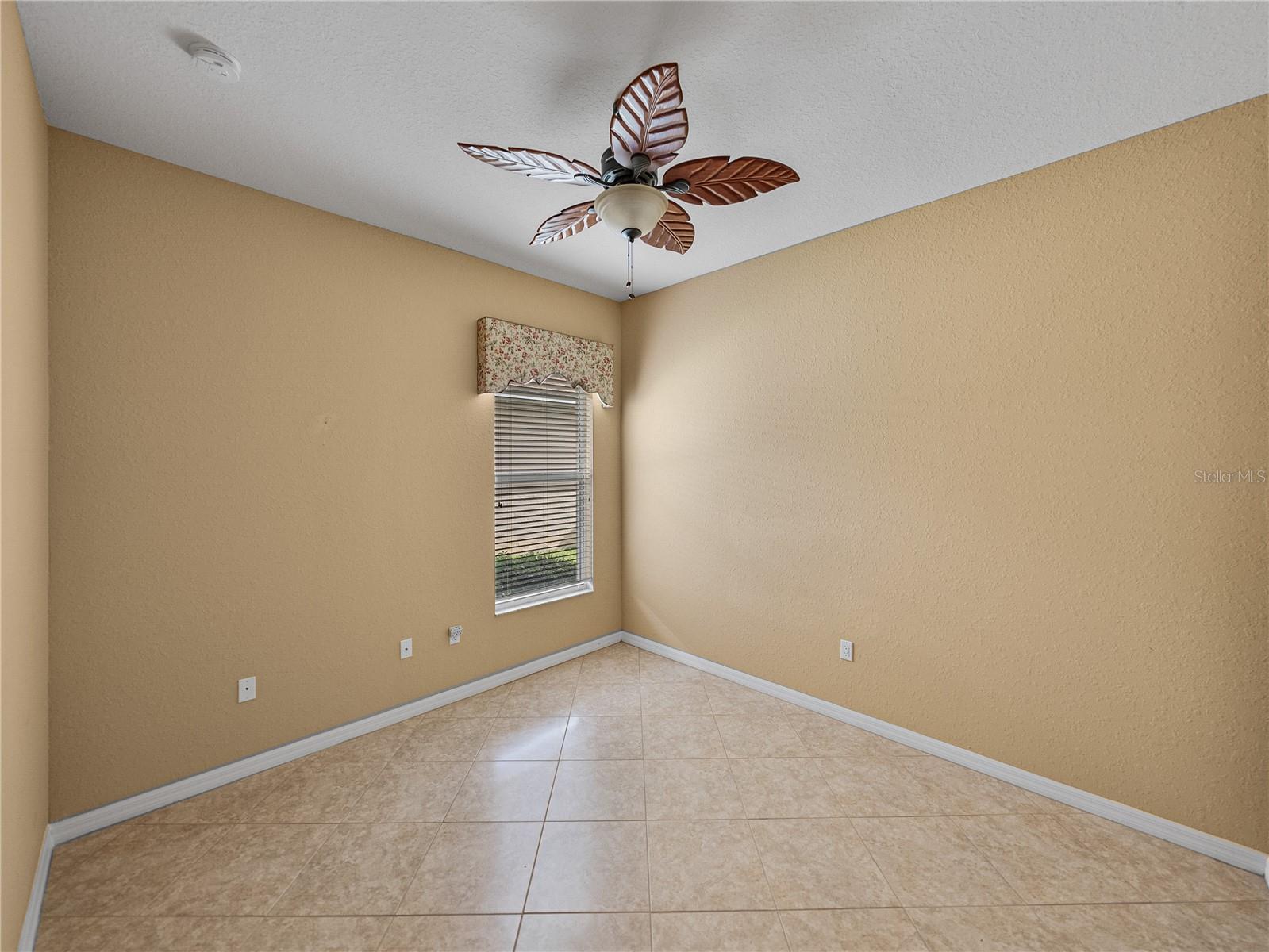 Image 40 of 94 For 4004 Sable Loop Drive