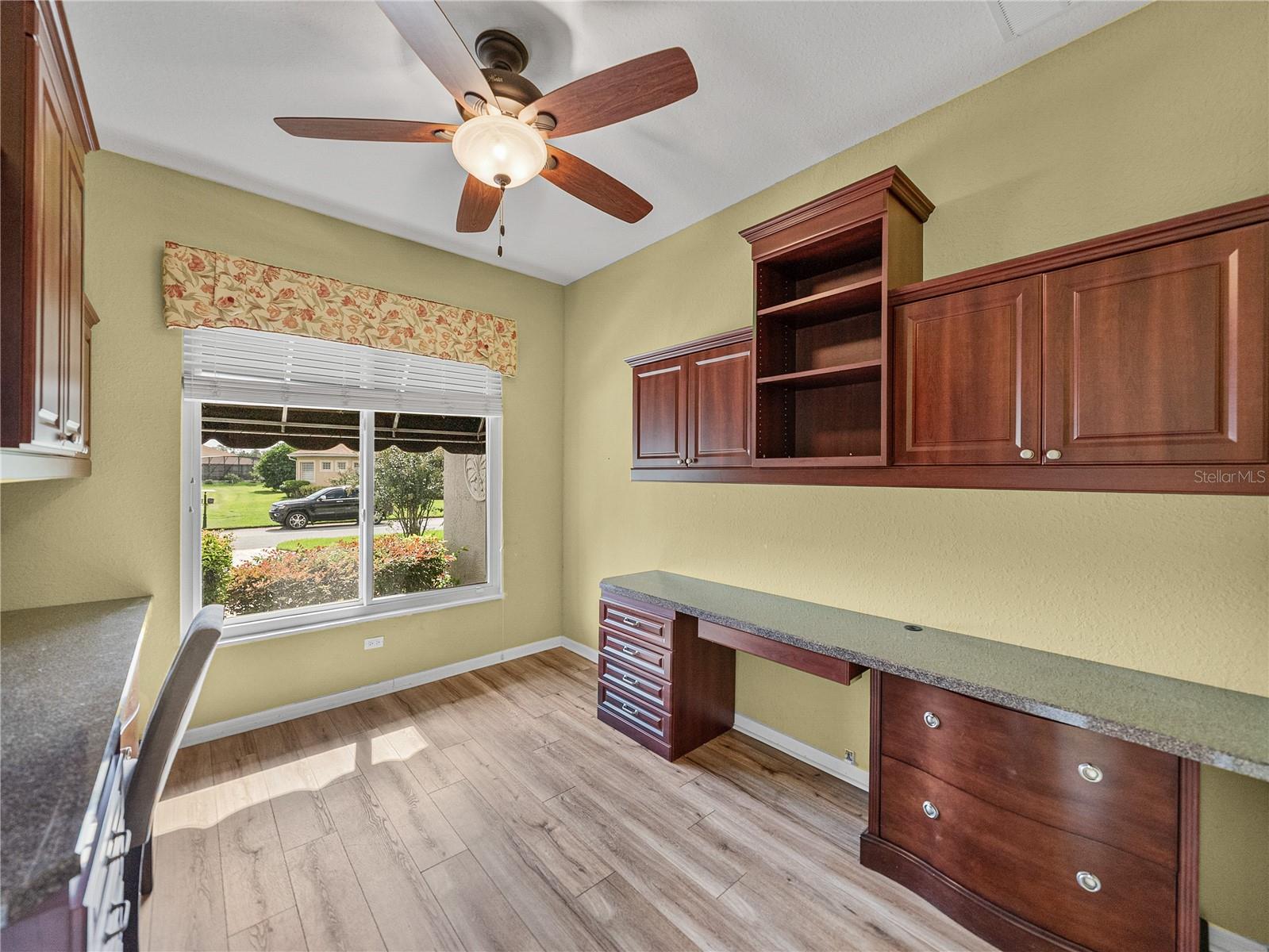 Image 43 of 94 For 4004 Sable Loop Drive