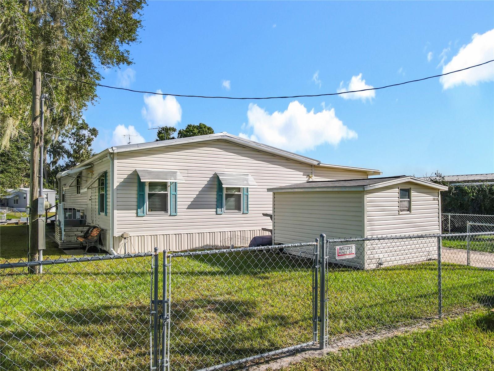 Image 6 of 67 For 3018 Mark Lane