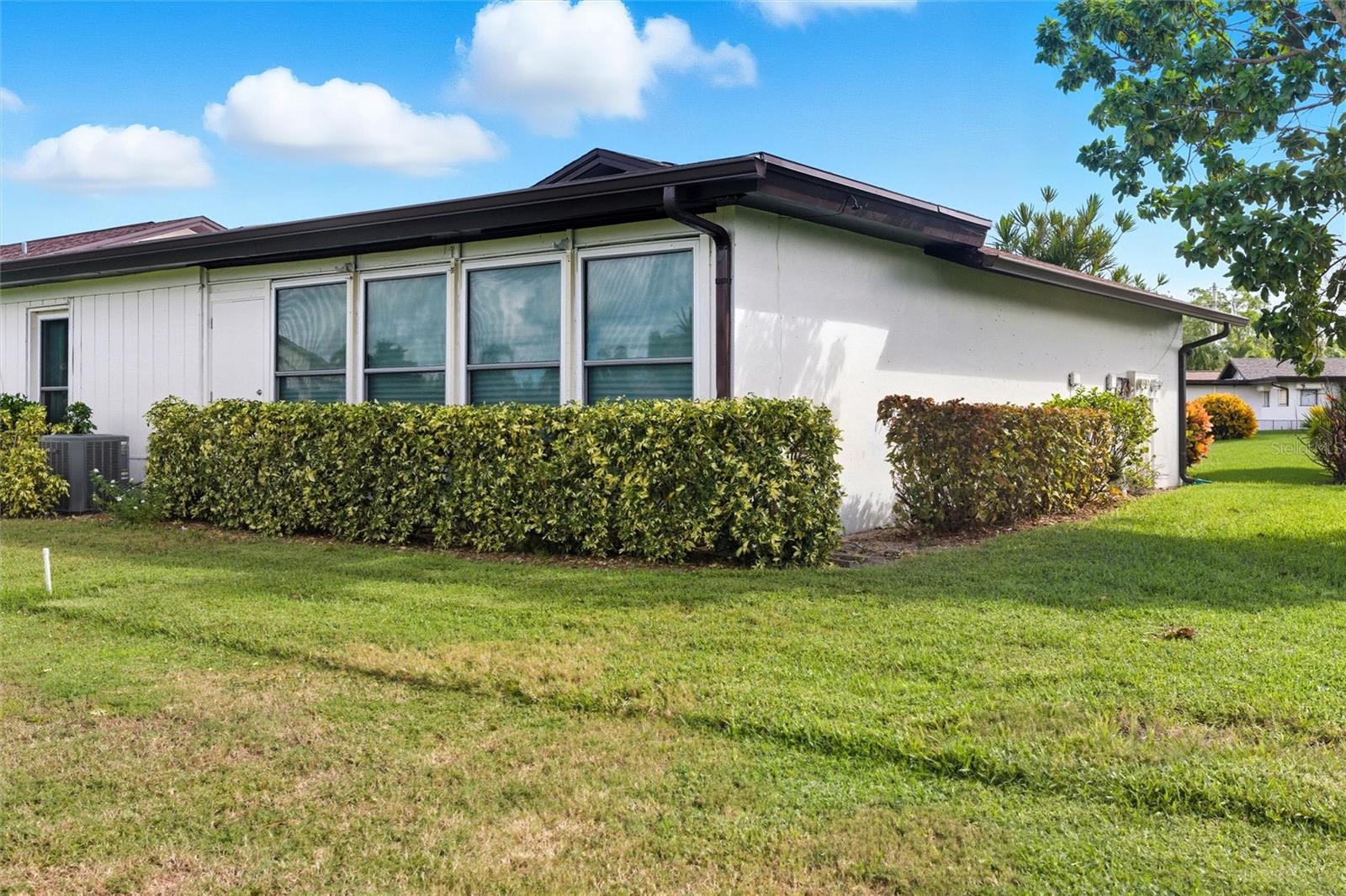 Image 19 of 30 For 3119 Boca Ciega Drive B8