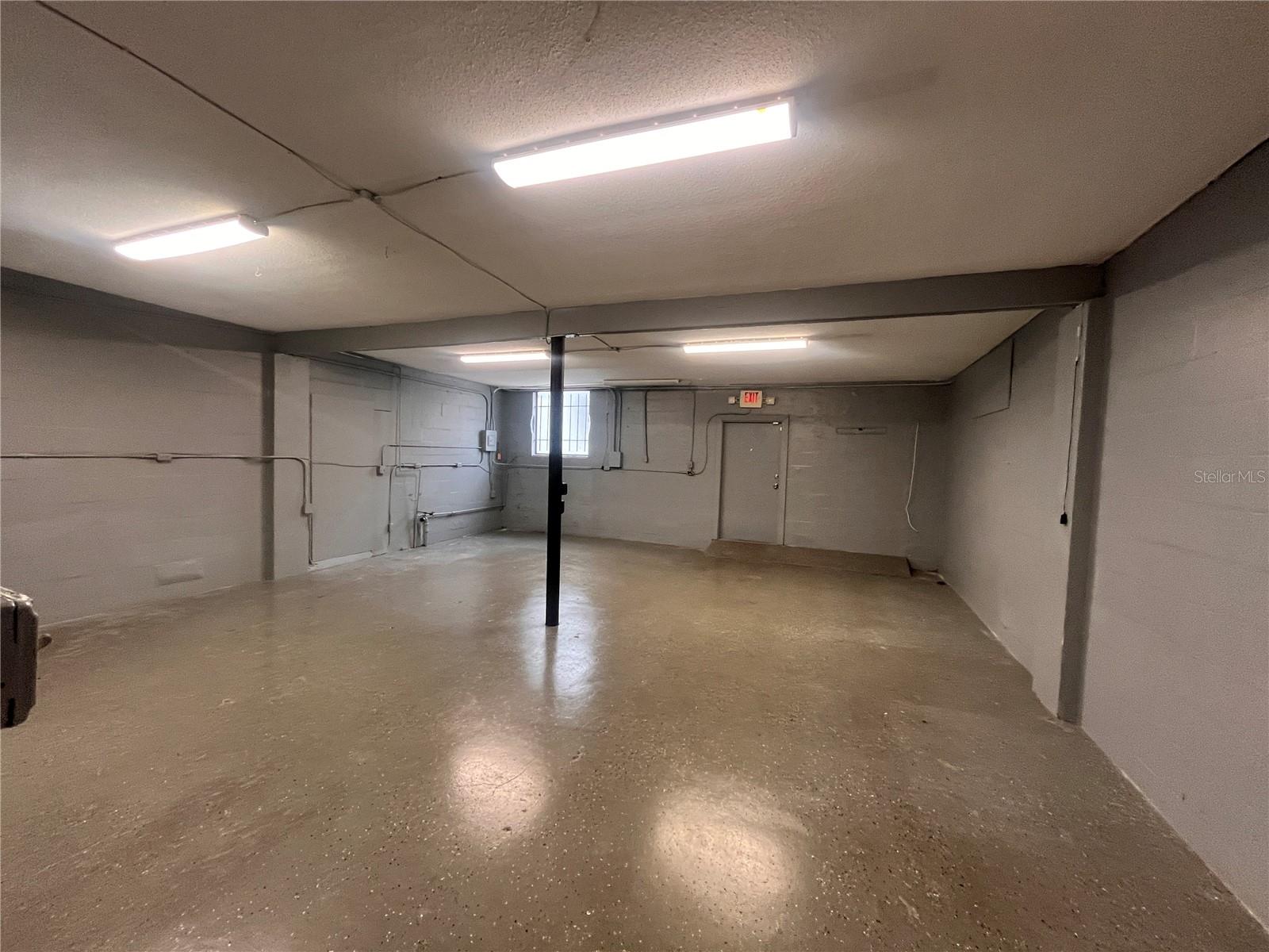 Image 15 of 18 For 324 4th Street Nw