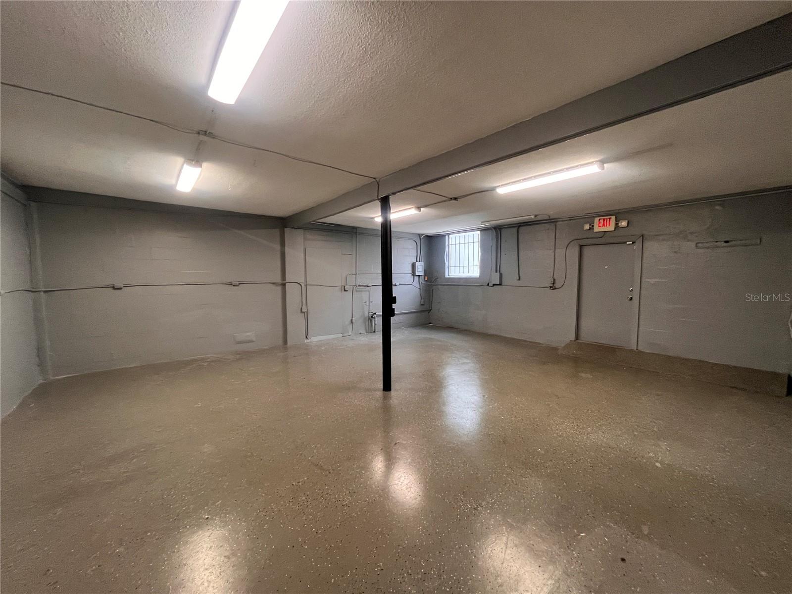 Image 16 of 18 For 324 4th Street Nw