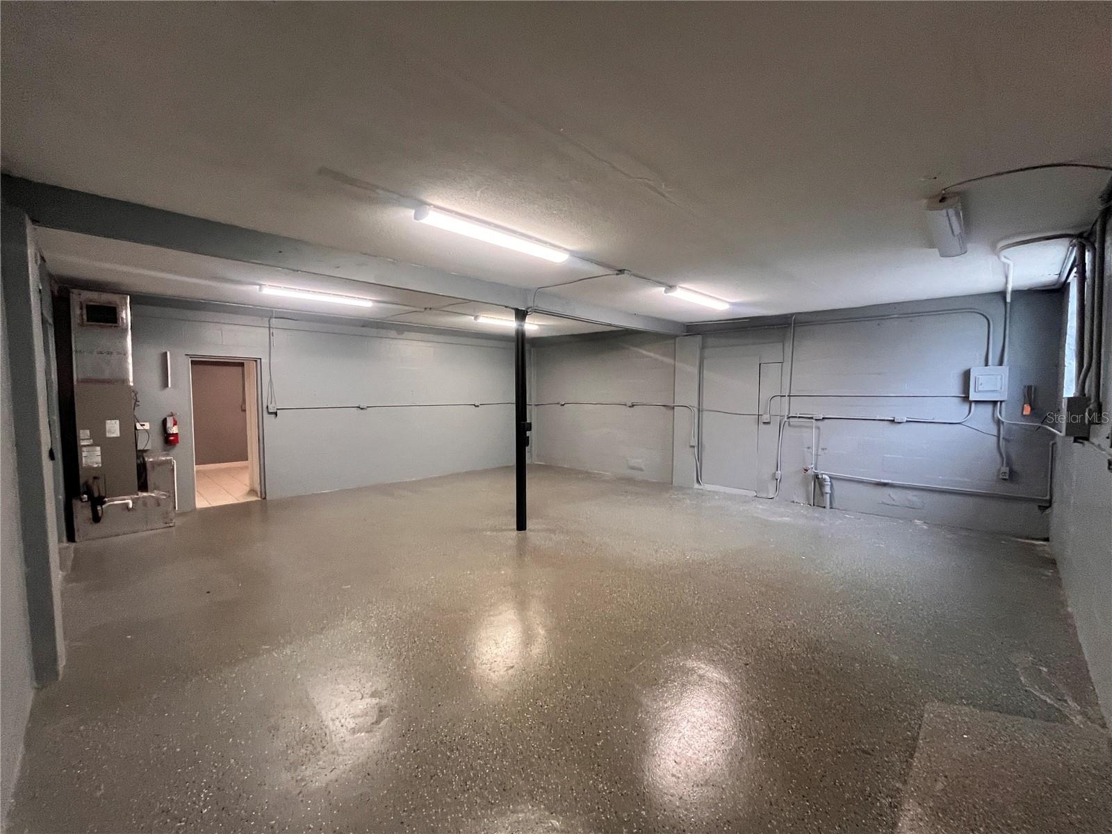 Image 17 of 18 For 324 4th Street Nw