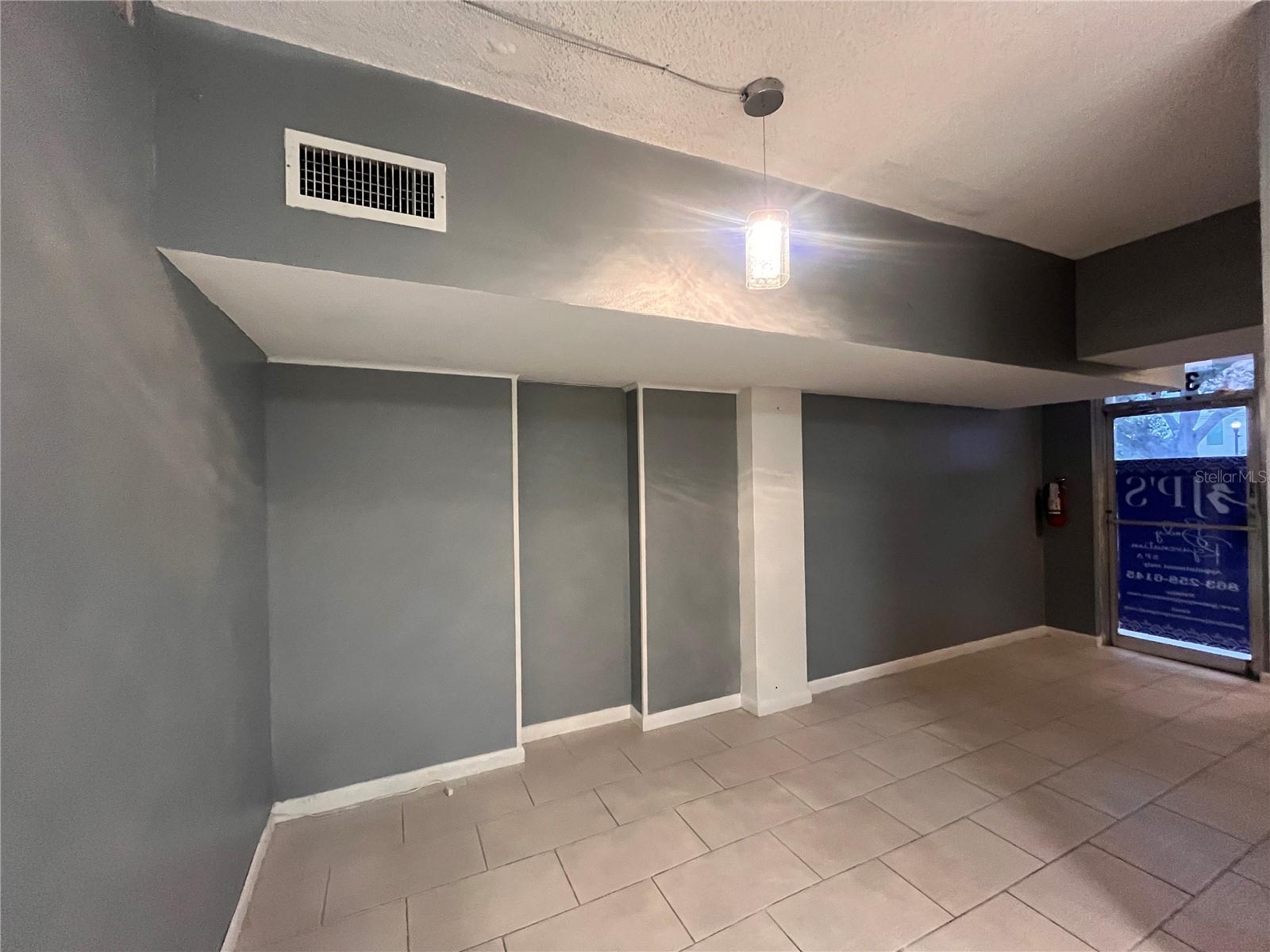 Image 3 of 18 For 324 4th Street Nw