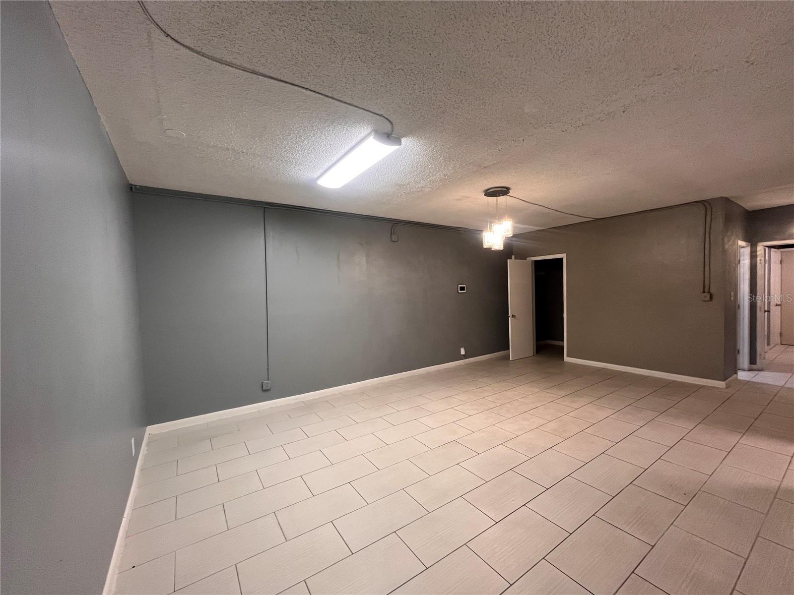 Image 4 of 18 For 324 4th Street Nw