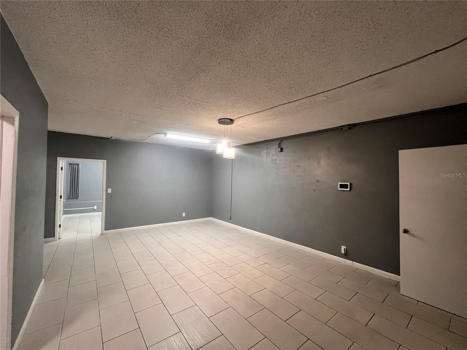 Image 5 of 18 For 324 4th Street Nw