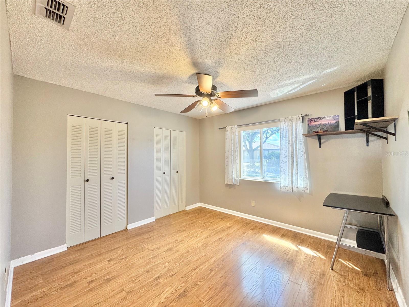 Image 20 of 48 For 398 Winter Ridge Boulevard 398