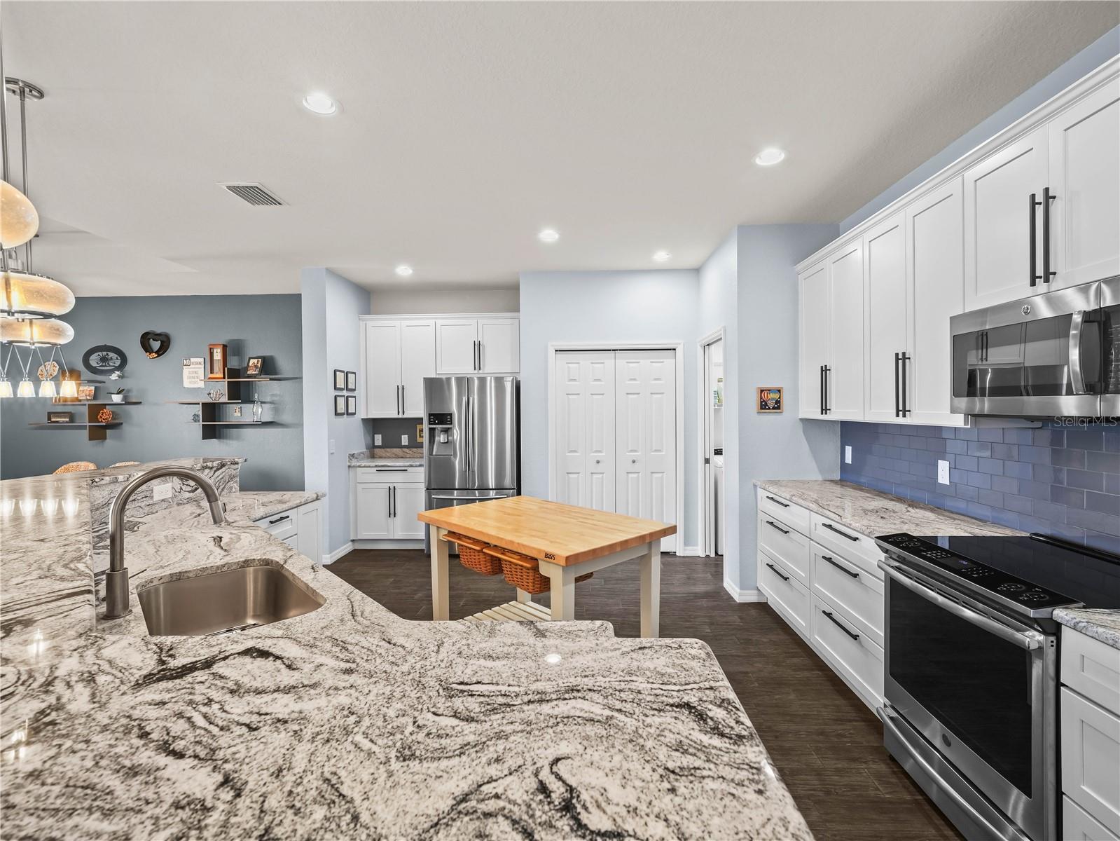 Image 8 of 73 For 3829 Litchfield Loop