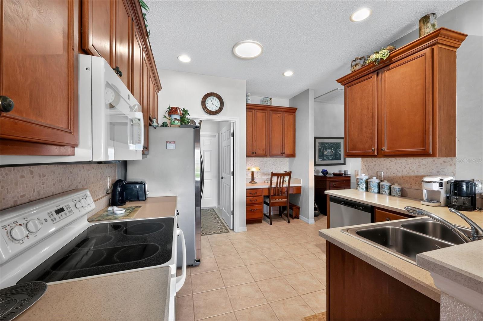 Image 6 of 40 For 4111 Muirfield Loop