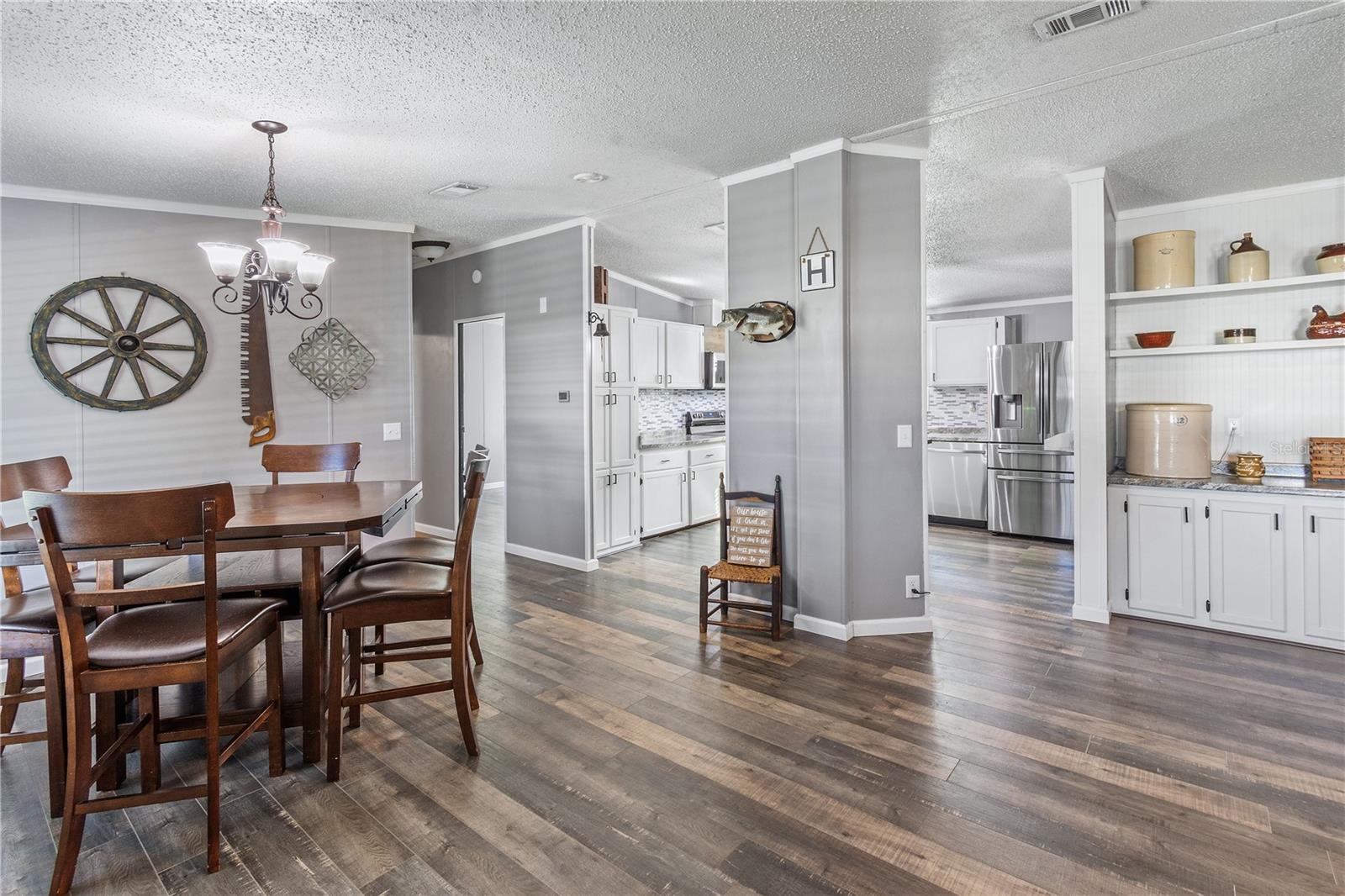 Image 16 of 40 For 10371 Rachel Cherie Drive