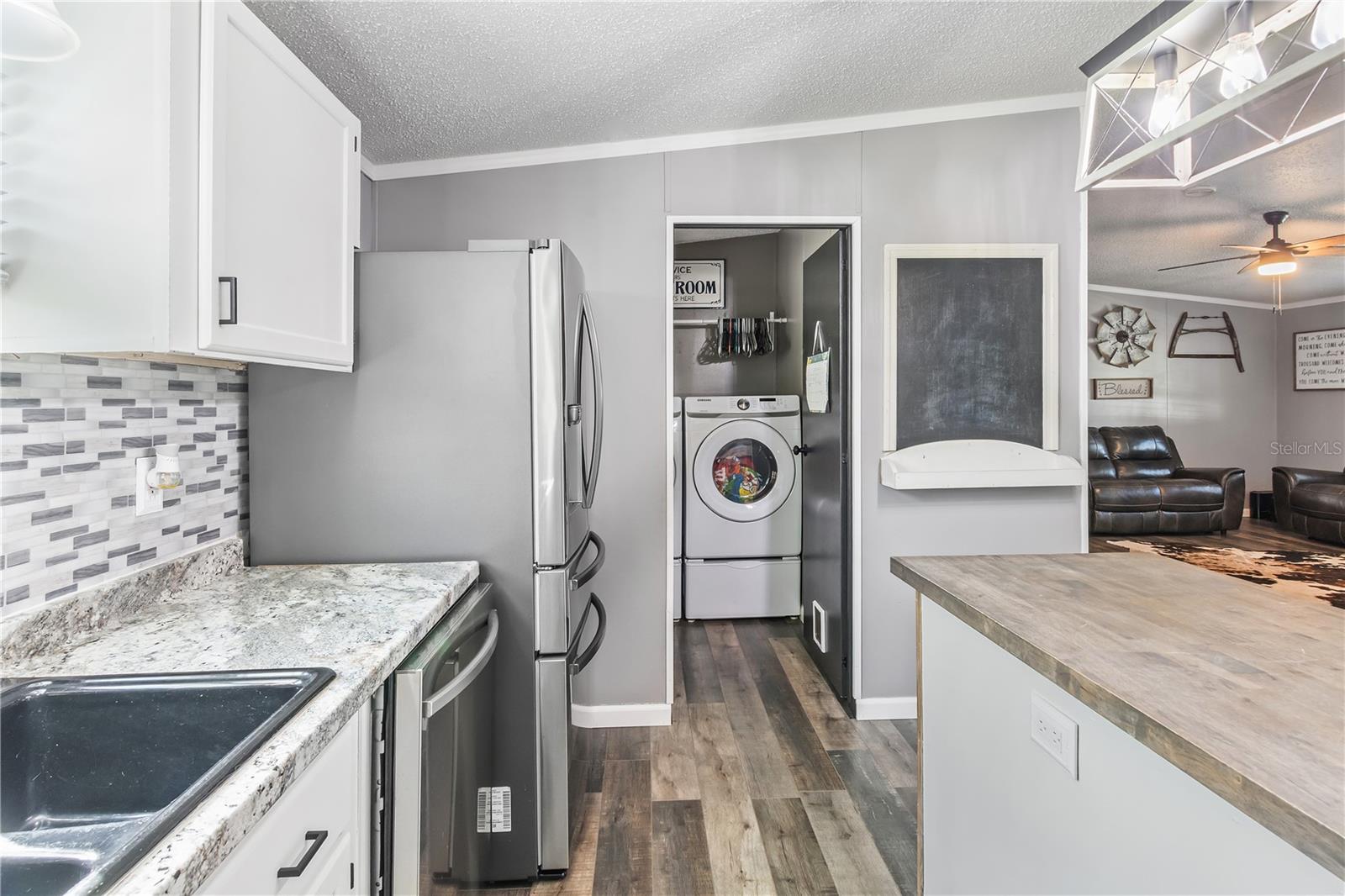 Image 19 of 40 For 10371 Rachel Cherie Drive