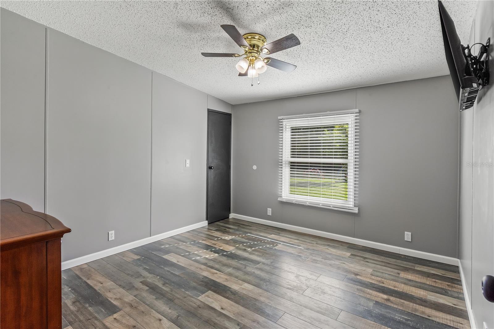 Image 20 of 40 For 10371 Rachel Cherie Drive