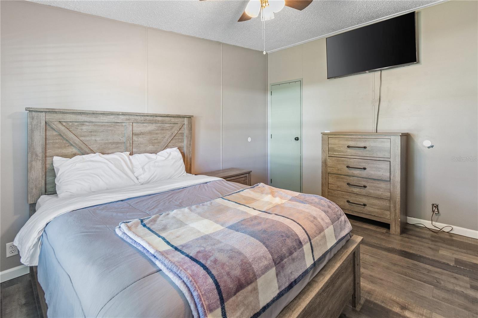 Image 25 of 40 For 10371 Rachel Cherie Drive