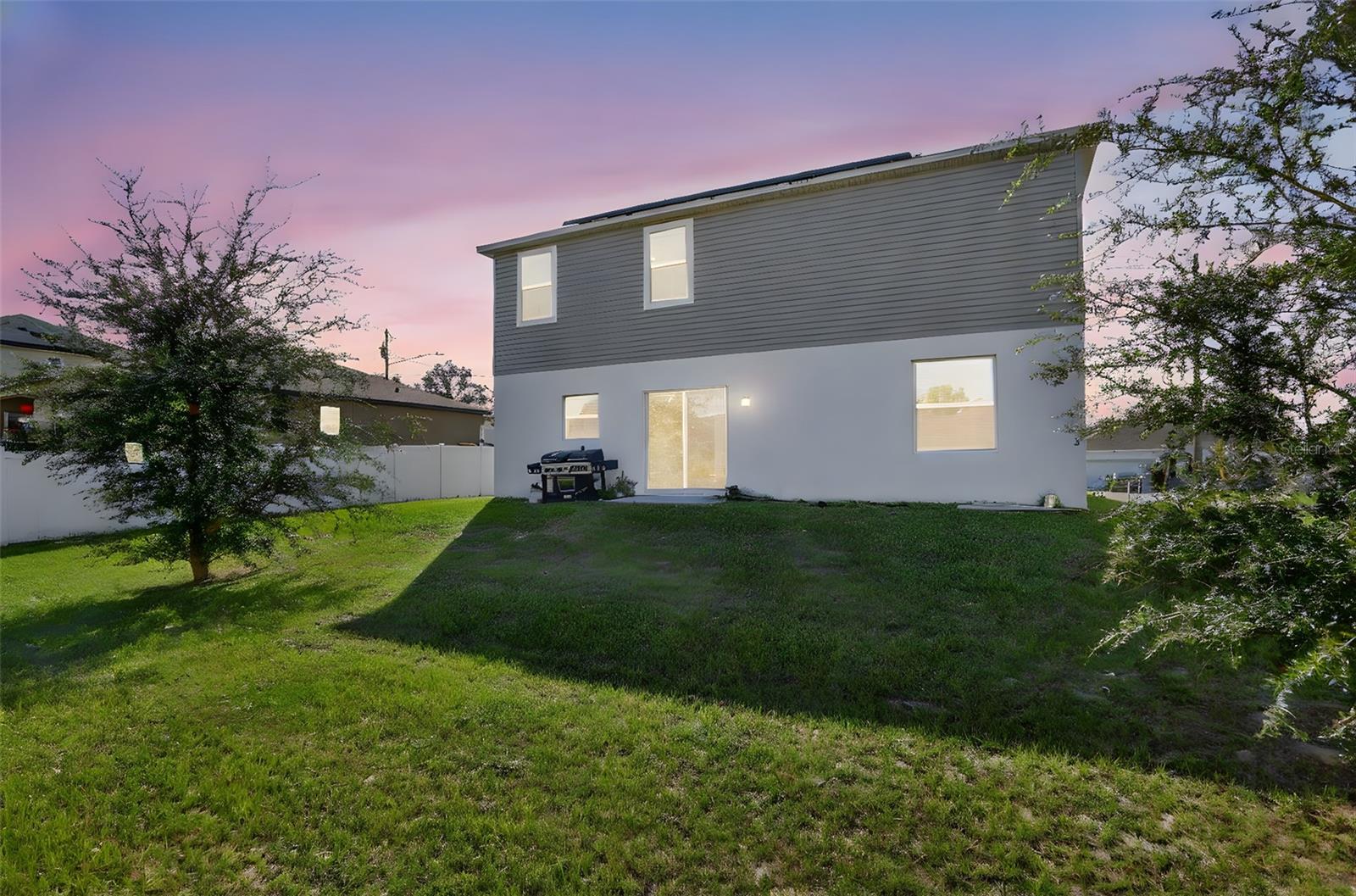 Image 2 of 21 For 196 Albany Drive