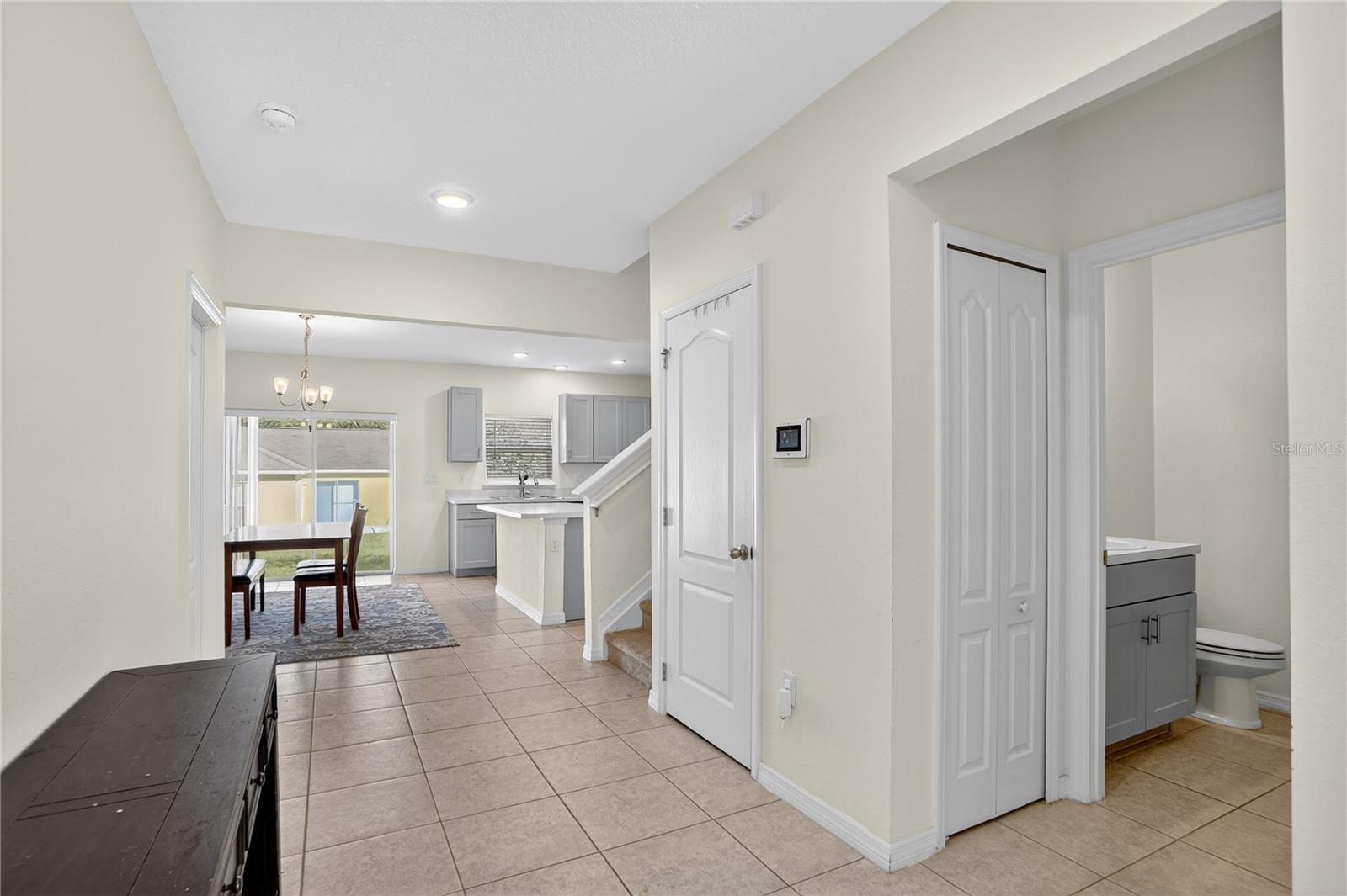 Image 5 of 21 For 196 Albany Drive