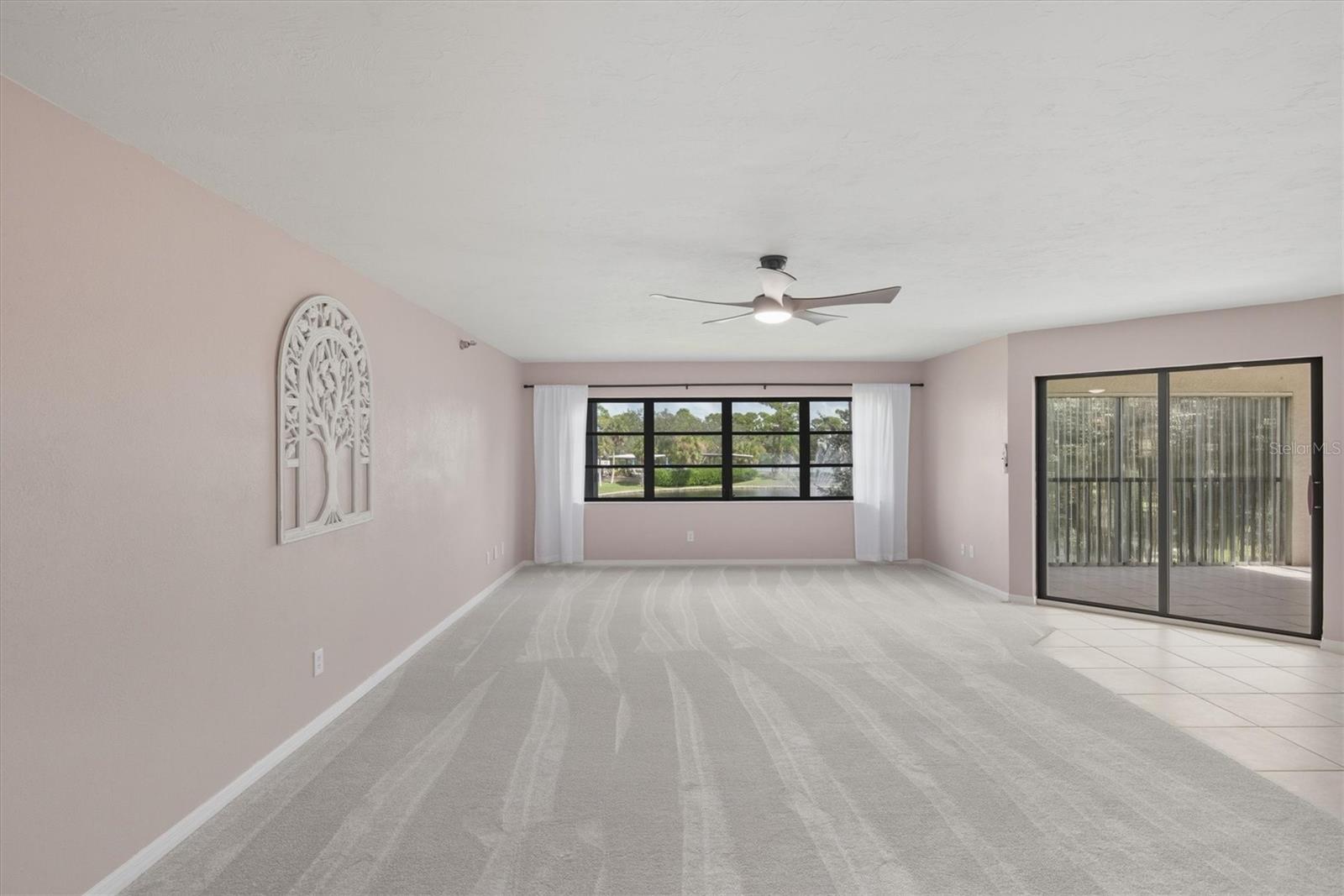 Image 10 of 53 For 23465 Harborview Road 826