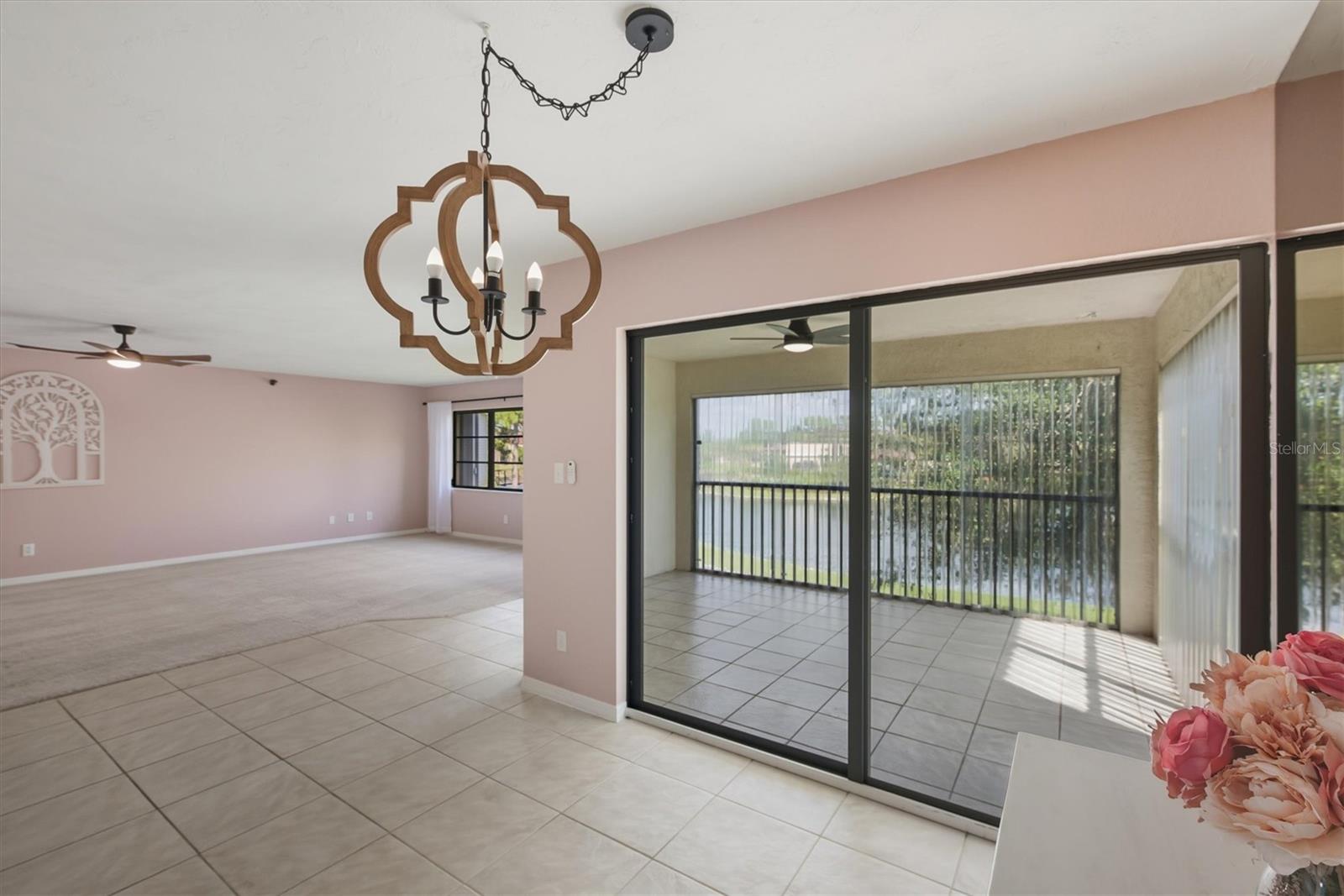 Image 18 of 53 For 23465 Harborview Road 826