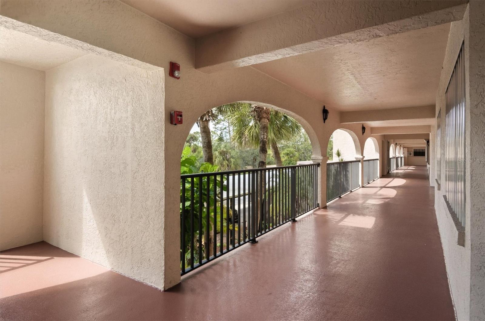 Image 36 of 53 For 23465 Harborview Road 826