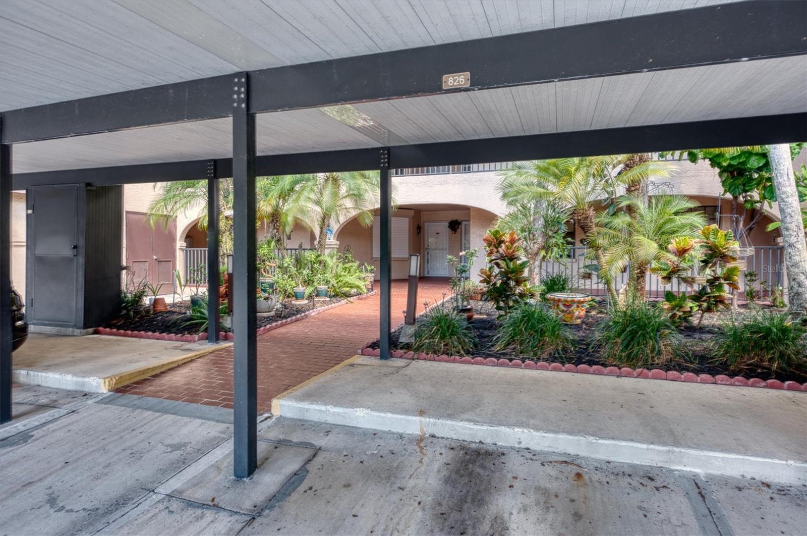 Image 40 of 53 For 23465 Harborview Road 826