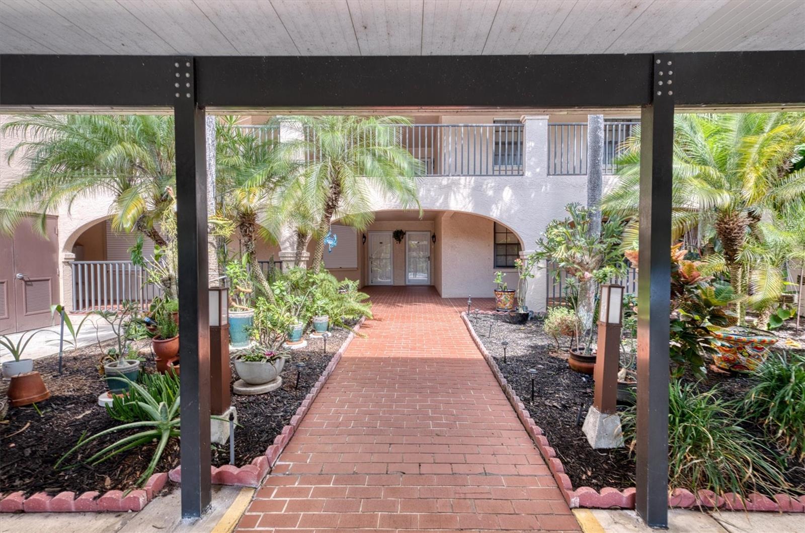 Image 43 of 53 For 23465 Harborview Road 826