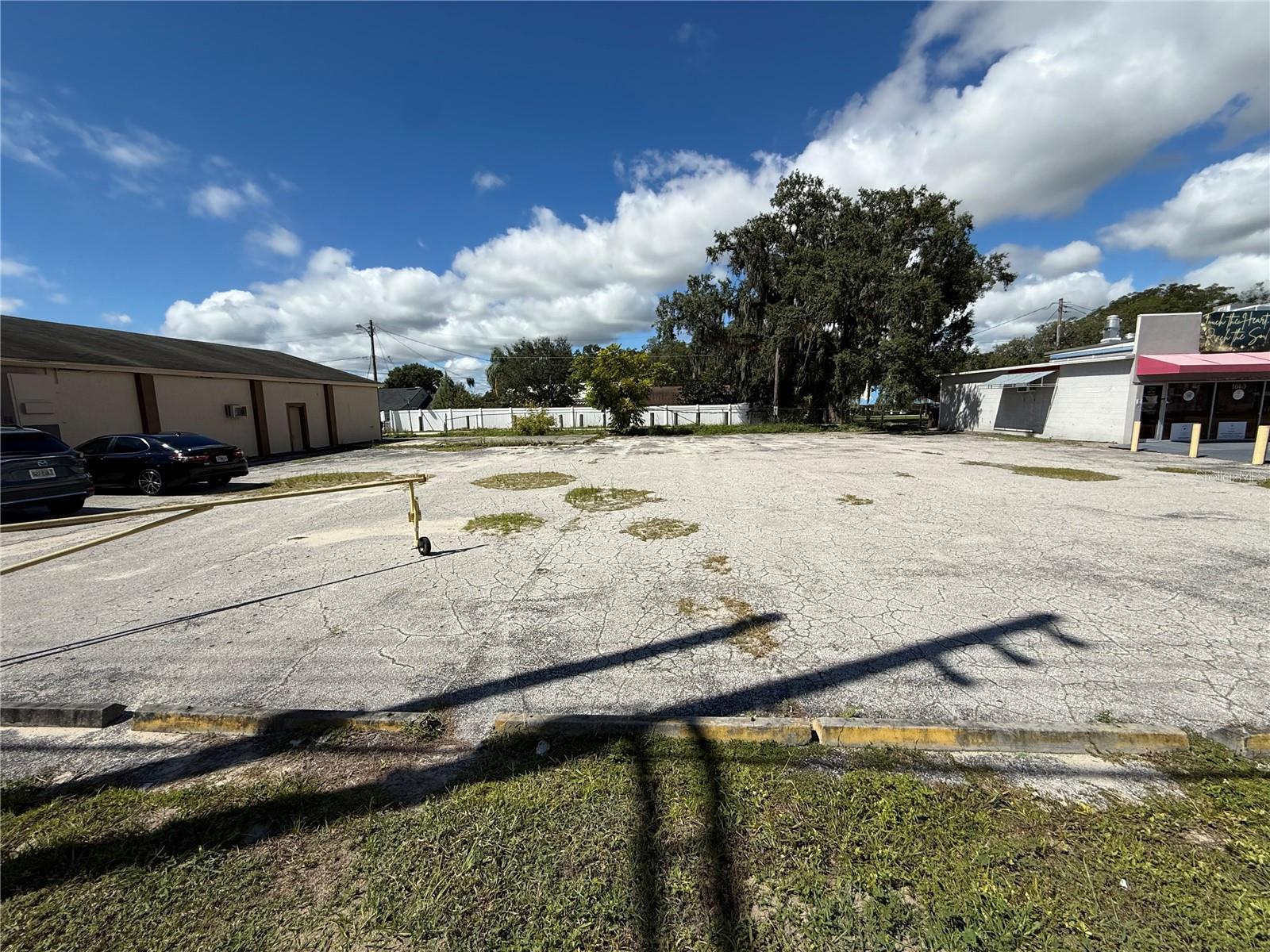 Image 4 of 18 For 116 Commonwealth Avenue Sw