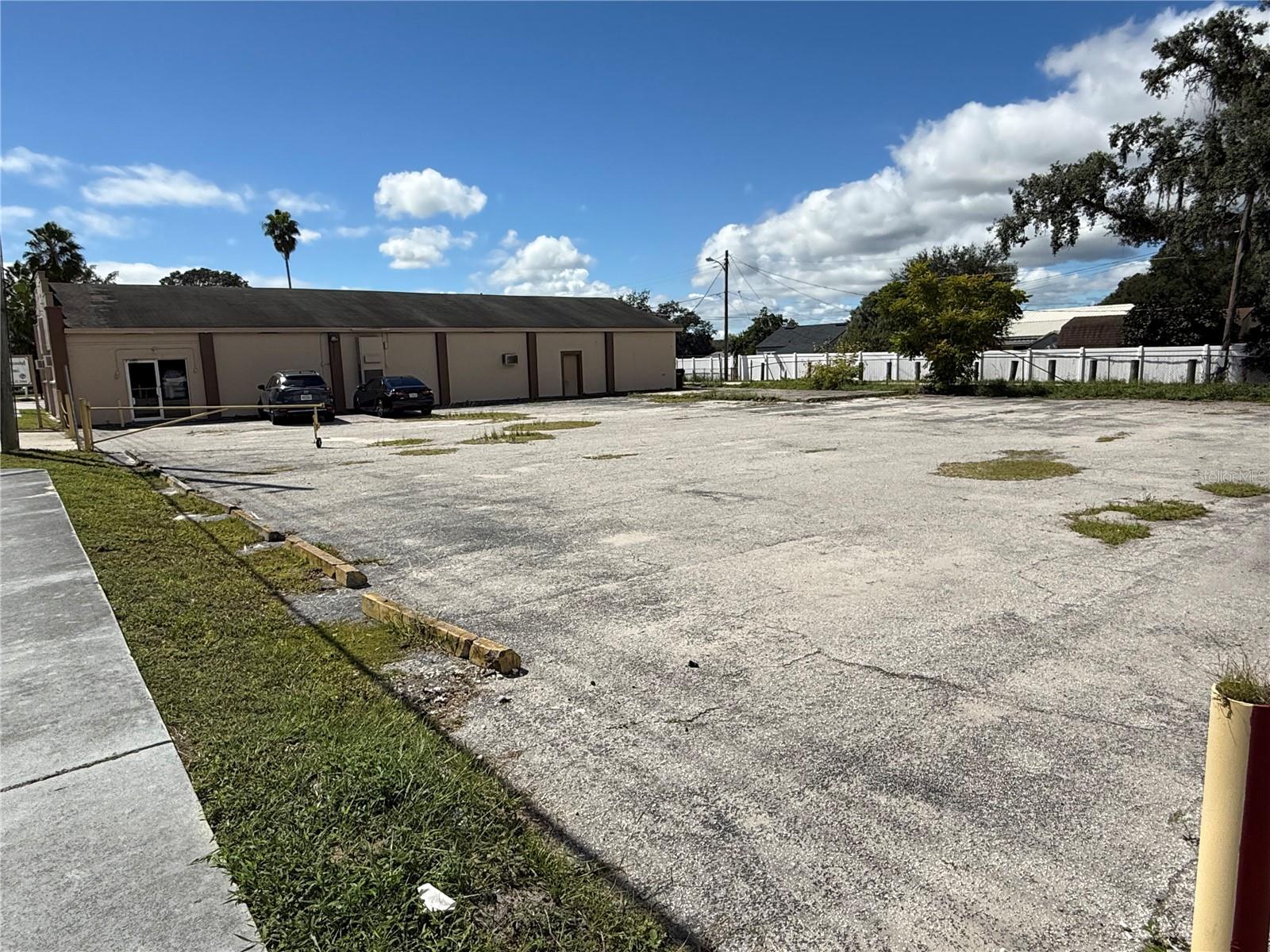 Image 5 of 18 For 116 Commonwealth Avenue Sw