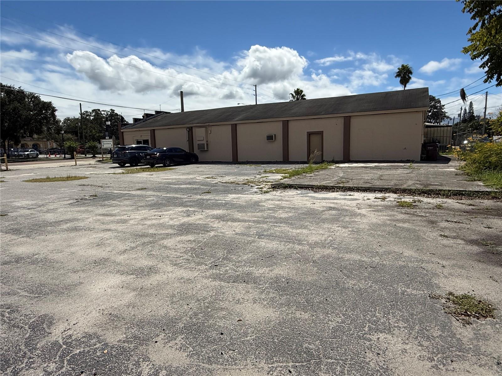 Image 7 of 18 For 116 Commonwealth Avenue Sw