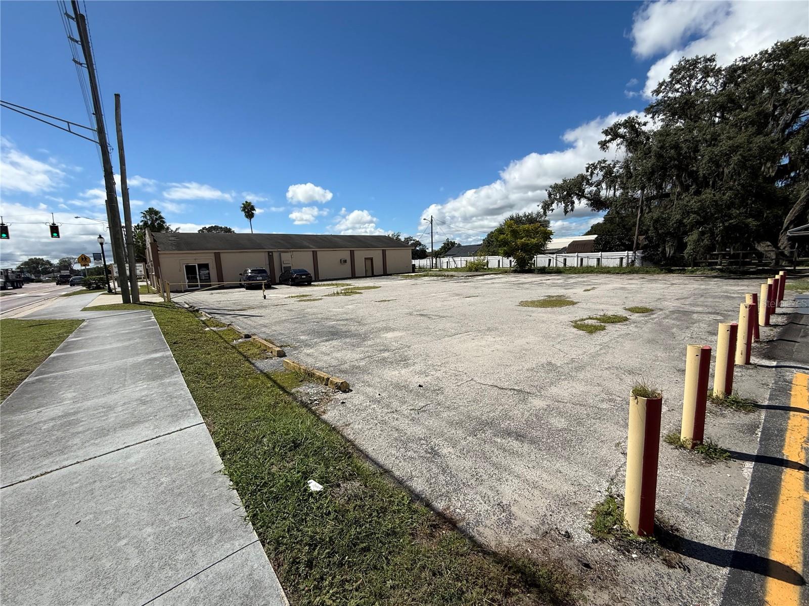 Image 8 of 18 For 116 Commonwealth Avenue Sw