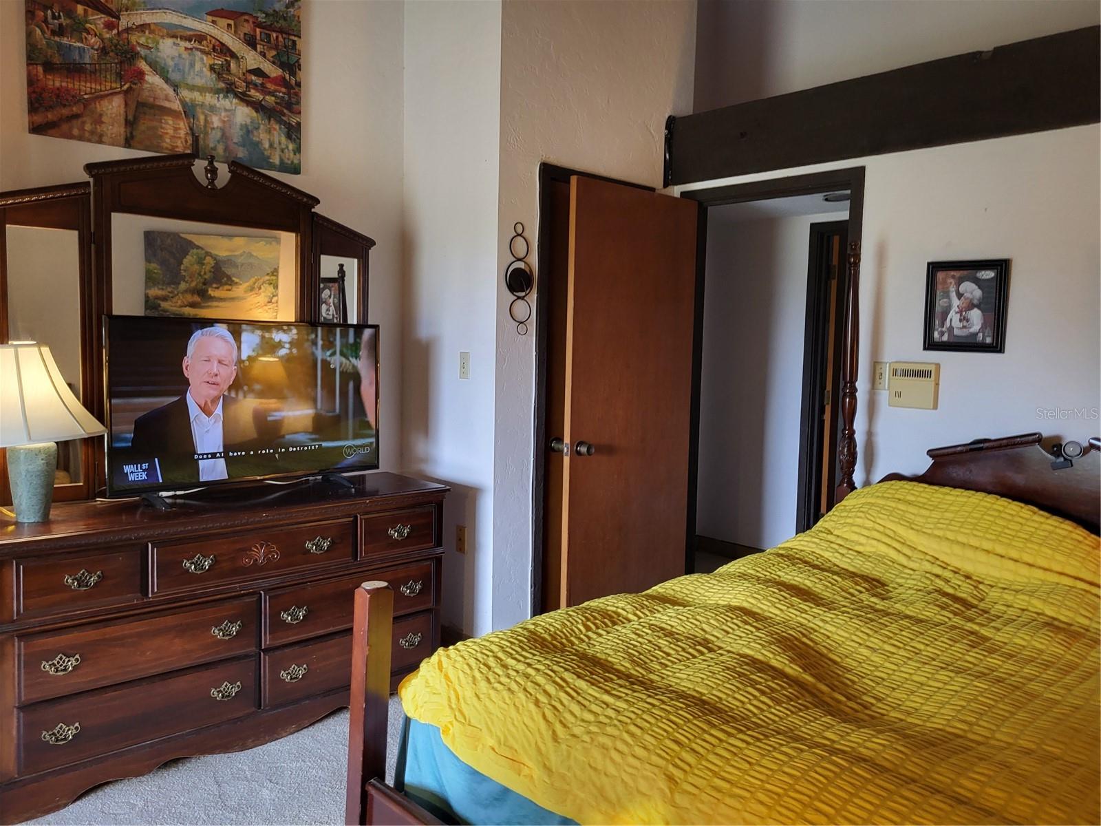 Image 11 of 16 For 3377 Camelot Drive 3377