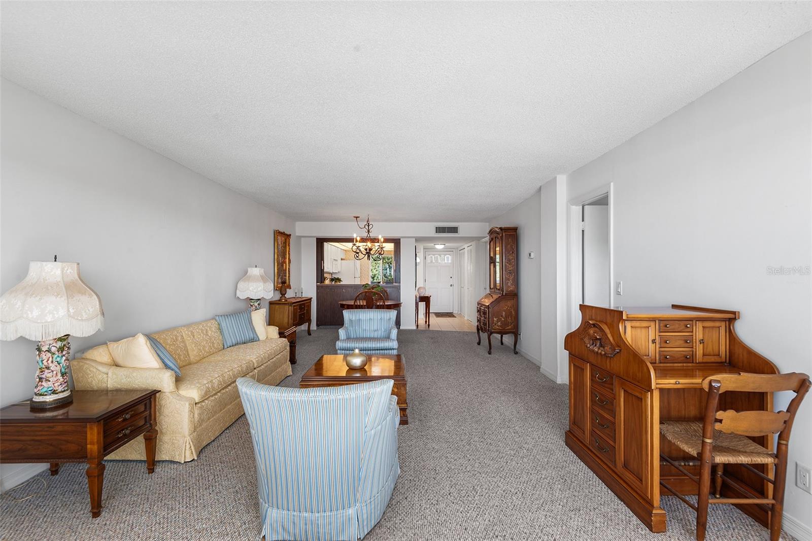 Image 15 of 35 For 1776 6th Street Nw  409