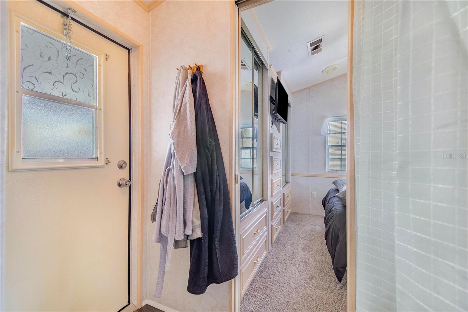 Image 12 of 34 For 228 Big Pine Avenue S