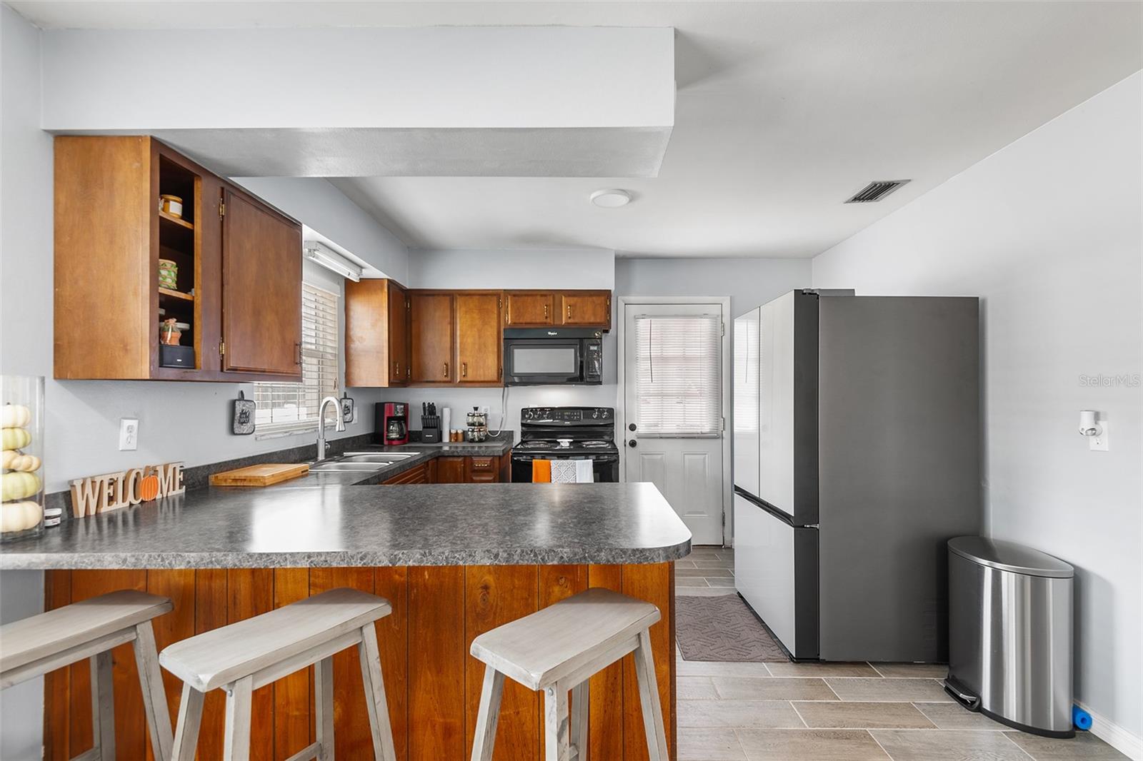 Image 15 of 39 For 122 22nd Street Nw