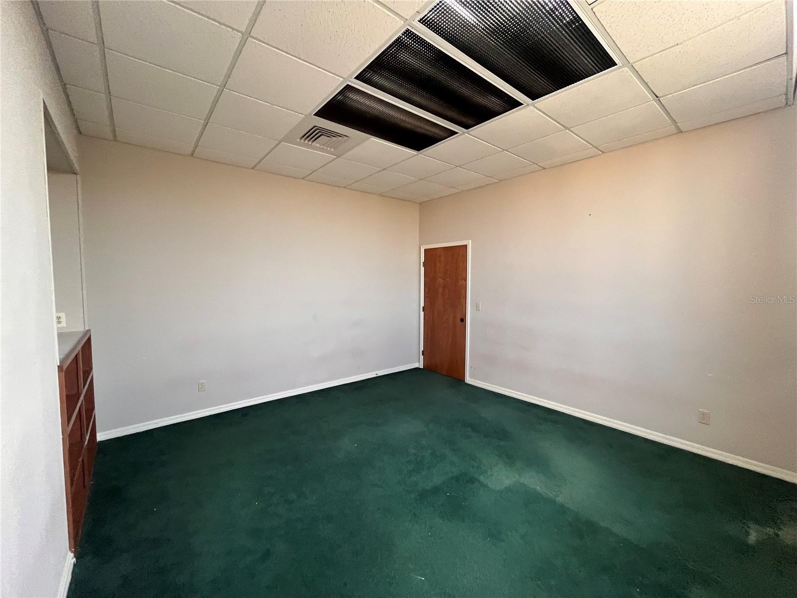 Image 11 of 16 For 141 Central Avenue 300