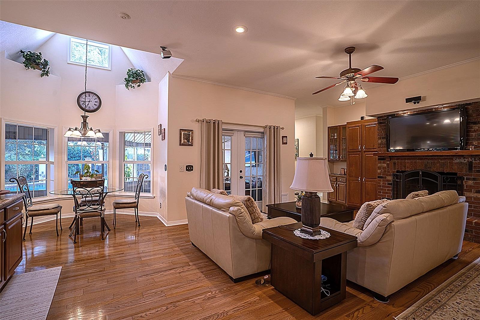 Image 12 of 54 For 1415 Pier Court