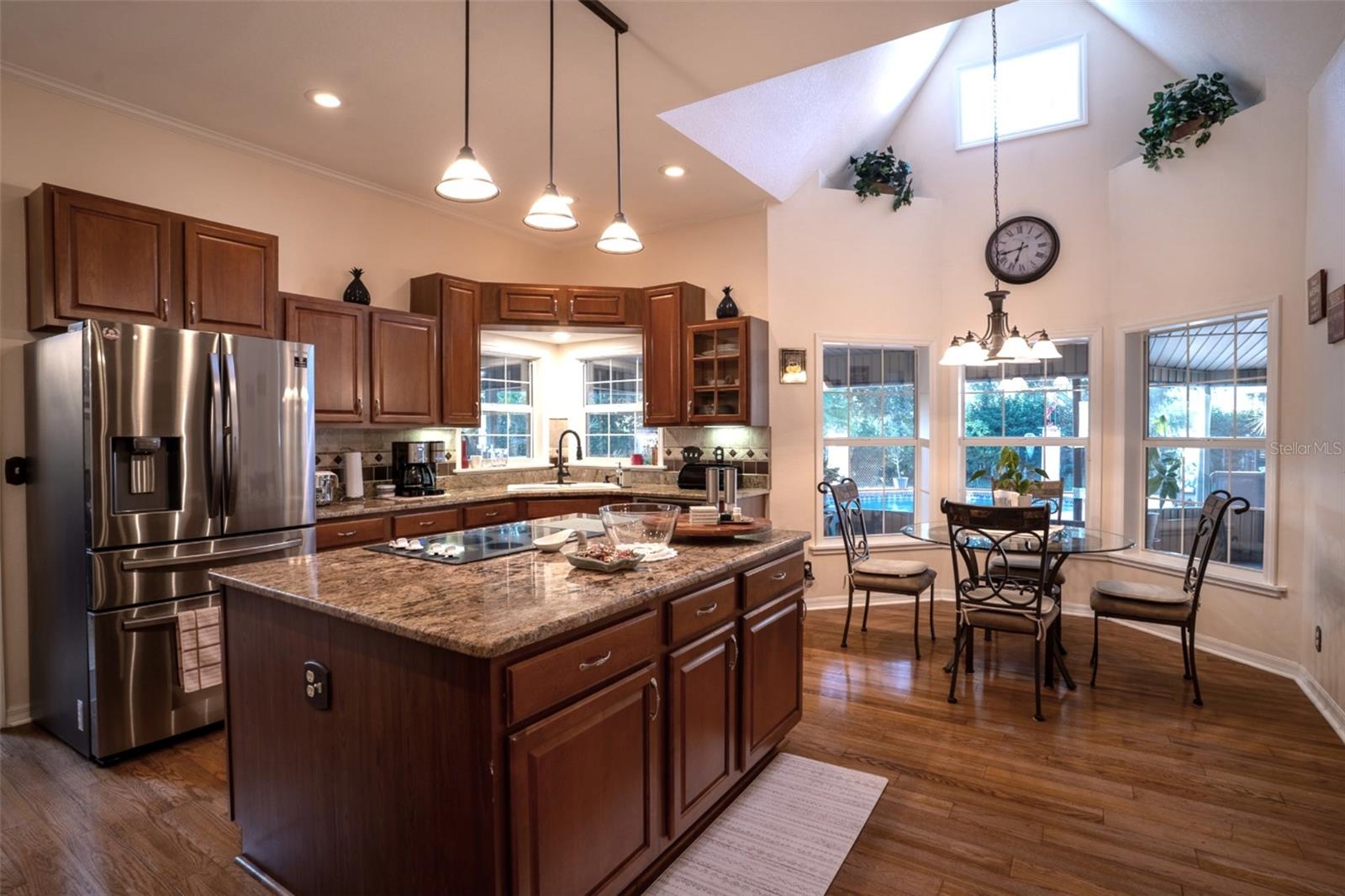 Image 7 of 54 For 1415 Pier Court