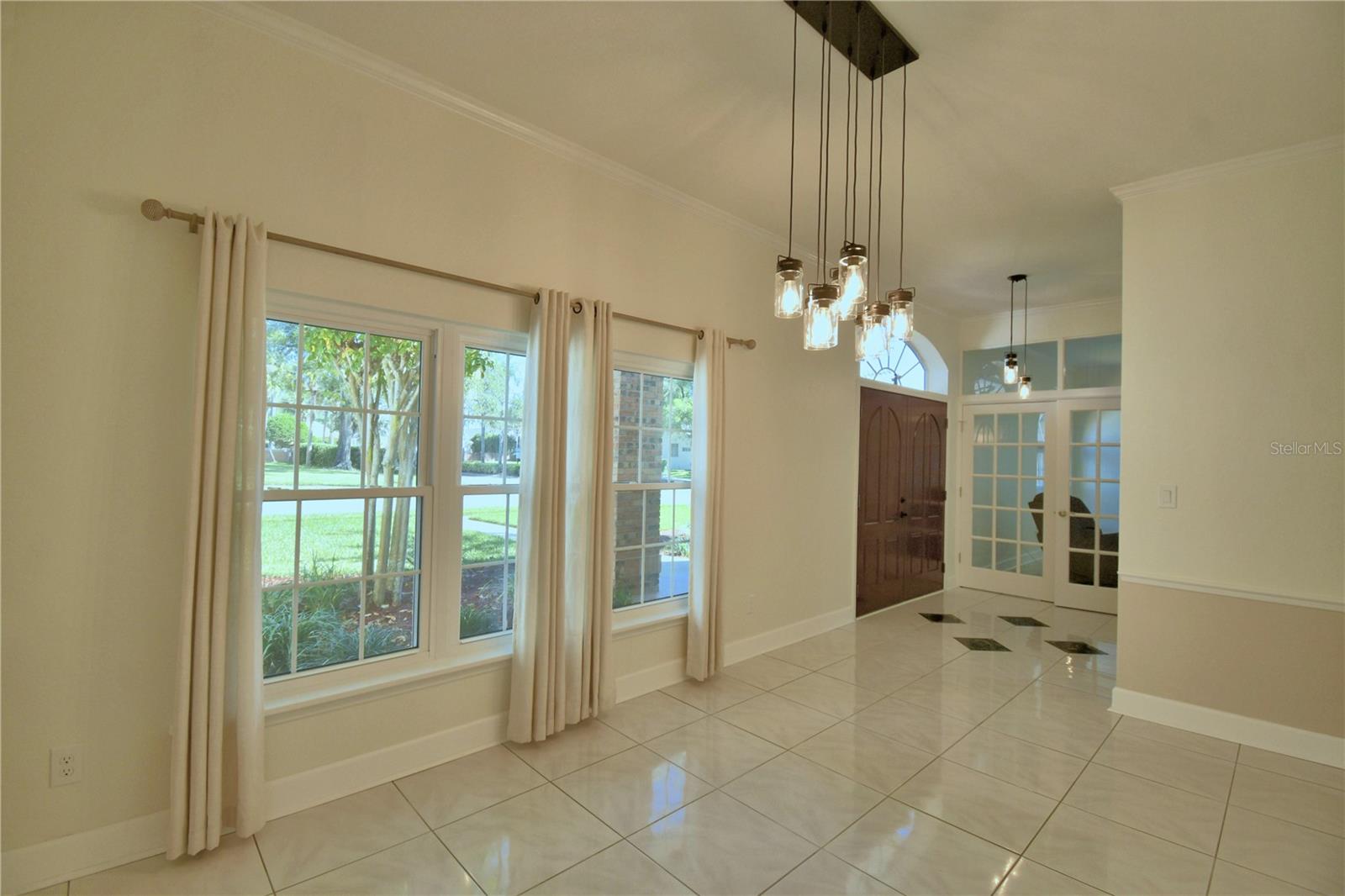 Image 14 of 46 For 857 Silk Oak Terrace