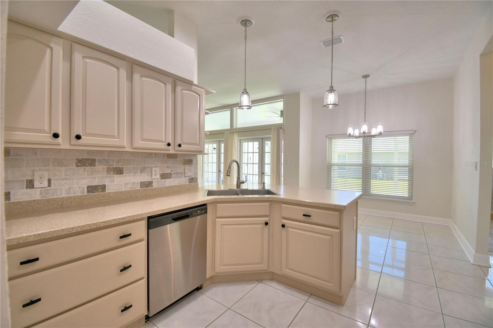 Image 22 of 46 For 857 Silk Oak Terrace