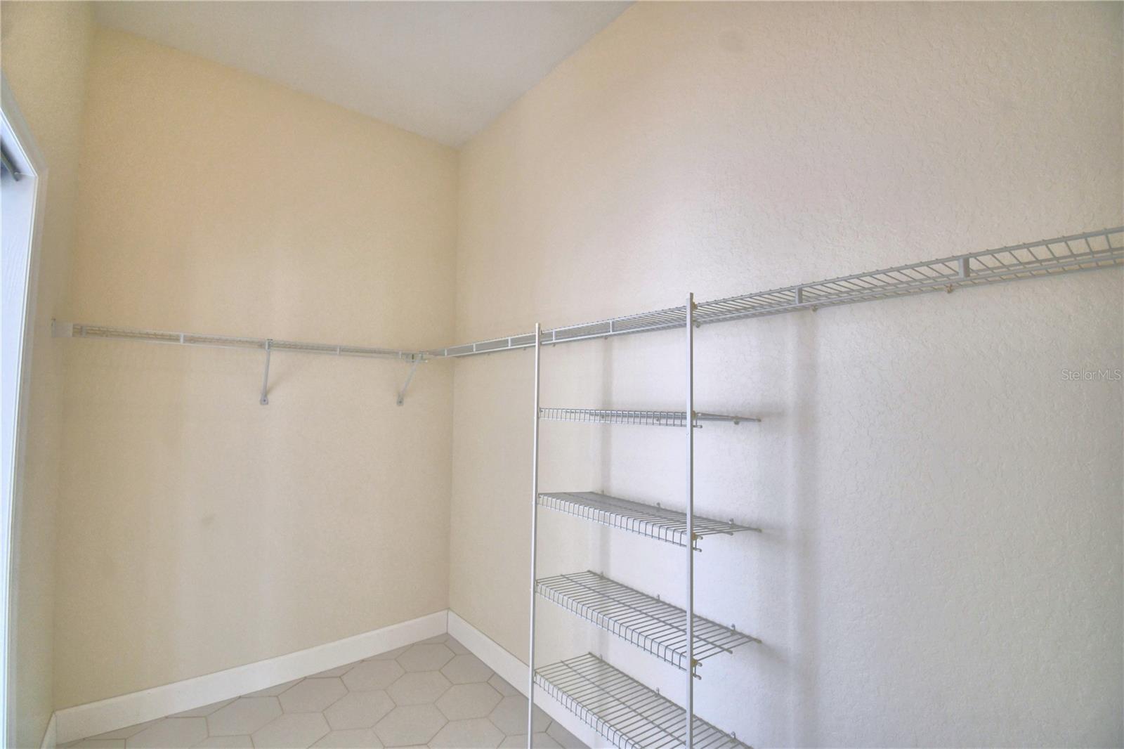 Image 38 of 46 For 857 Silk Oak Terrace