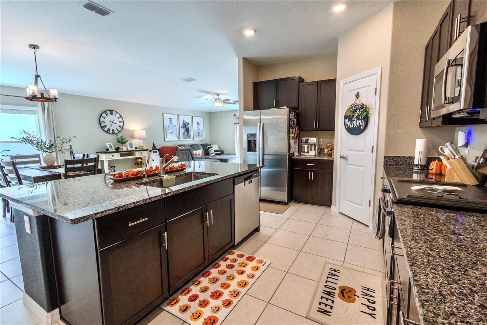 Image 13 of 37 For 1628 Red Loop