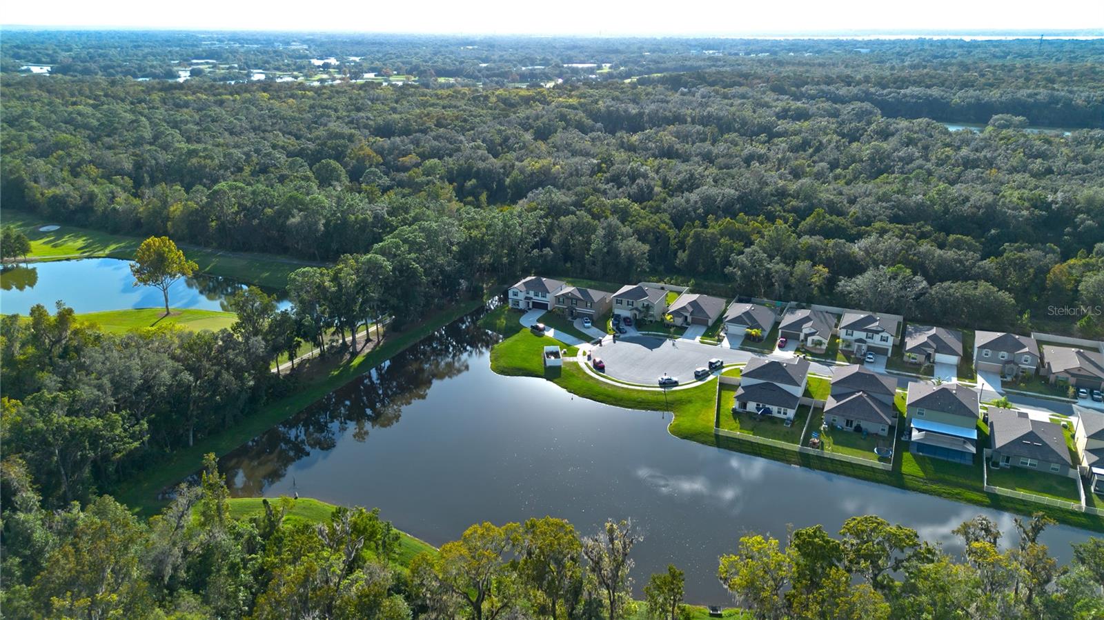 Image 30 of 37 For 1628 Red Loop