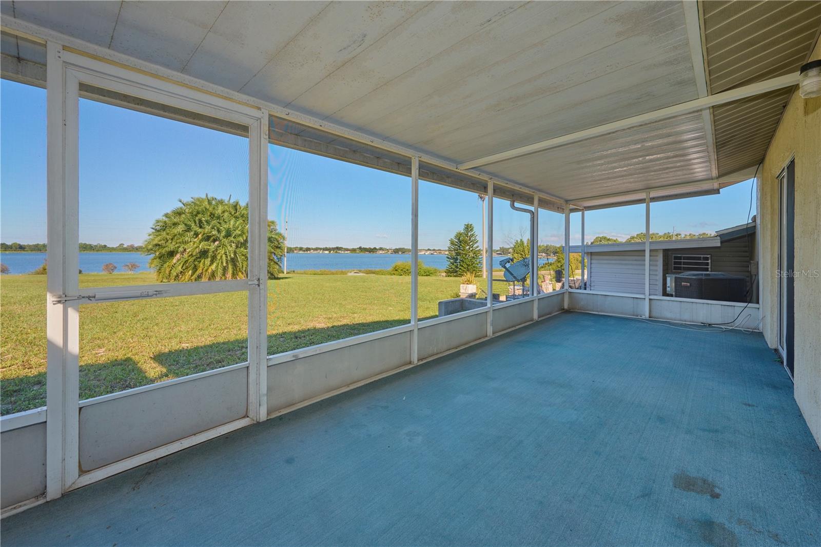 Image 18 of 23 For 413 Winter Ridge Boulevard 413