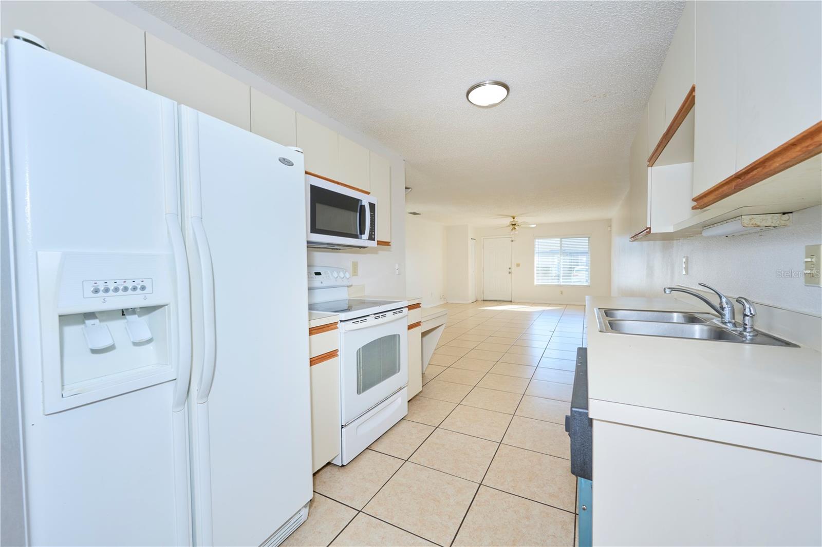 Image 8 of 23 For 413 Winter Ridge Boulevard 413