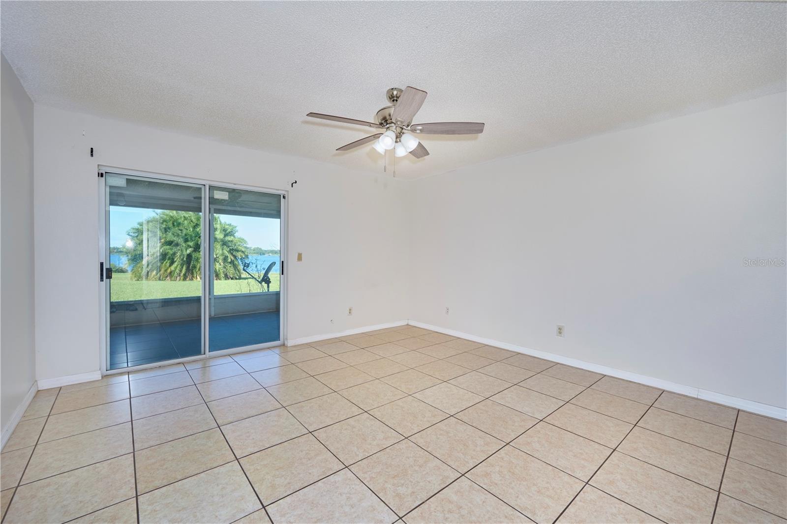 Image 9 of 23 For 413 Winter Ridge Boulevard 413