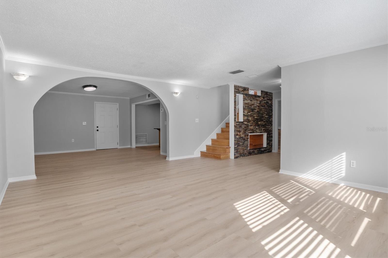 Image 8 of 50 For 9602 46th Street