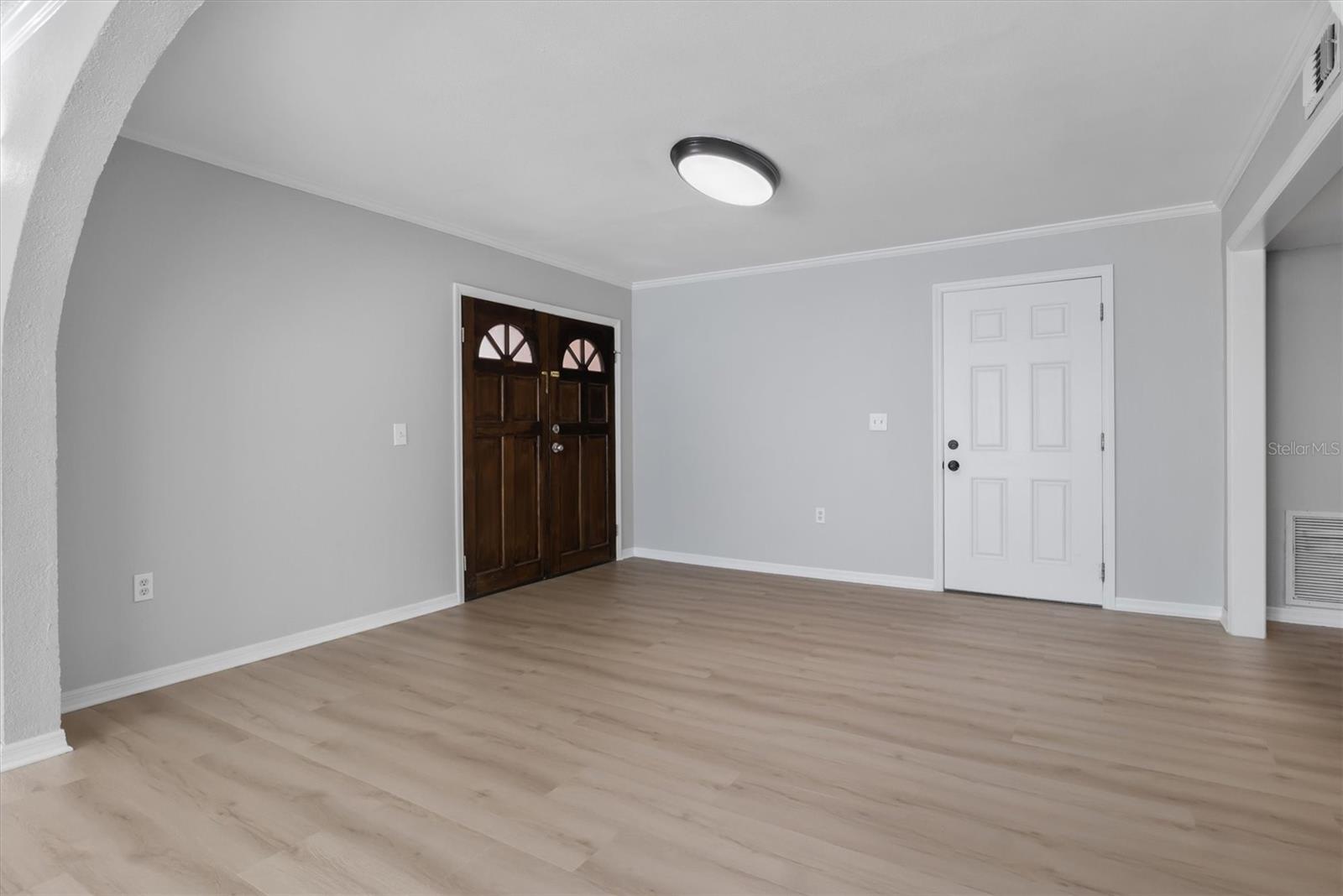 Image 9 of 50 For 9602 46th Street