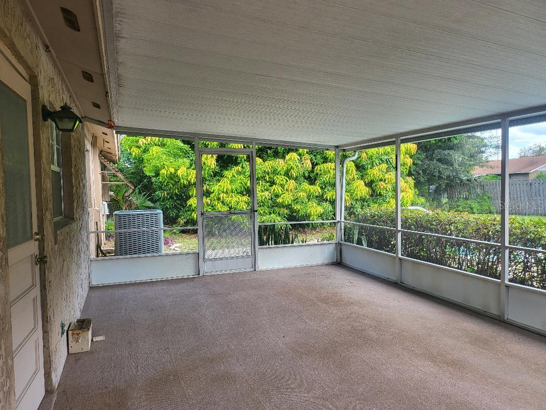 Image 16 of 22 For 1210 Lynn Avenue