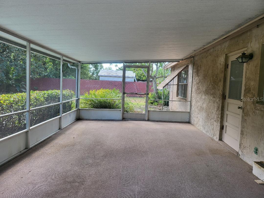 Image 17 of 22 For 1210 Lynn Avenue