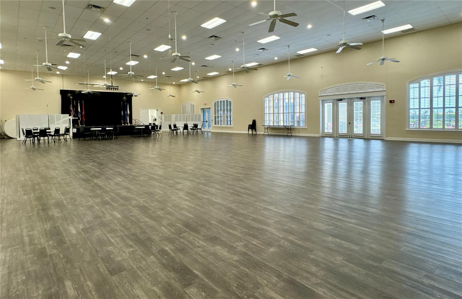 Image 84 of 92 For 4568 Turnberry Lane