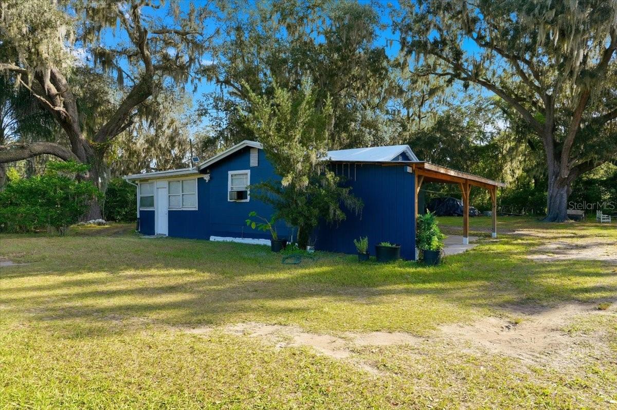 Image 2 of 35 For 800 Hickory Lane E