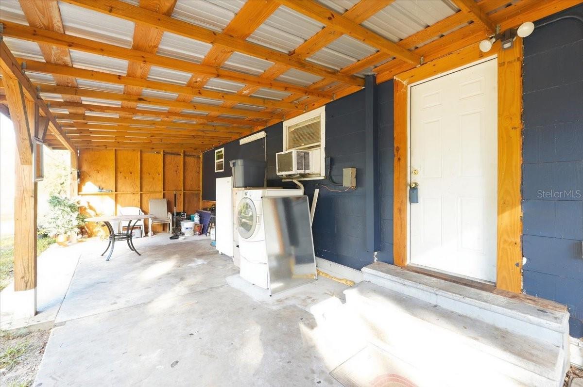 Image 24 of 35 For 800 Hickory Lane E